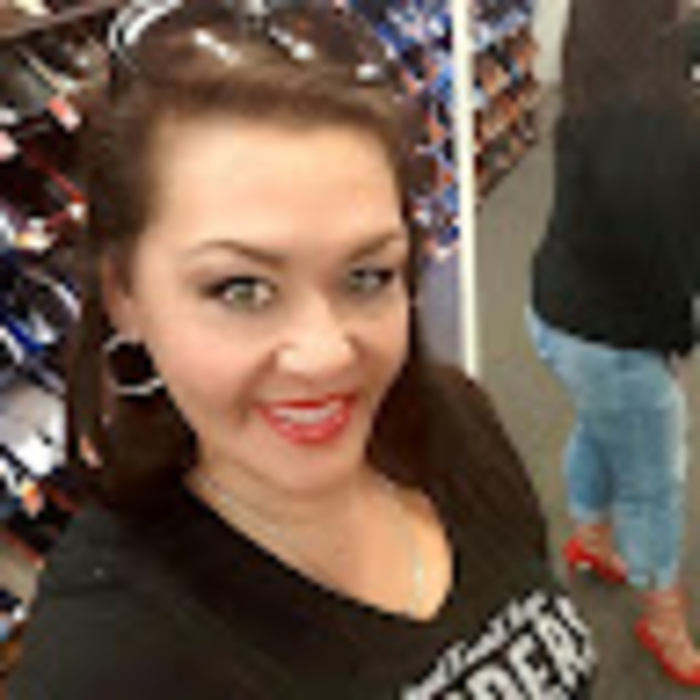 Meet your Posher, Jeanette